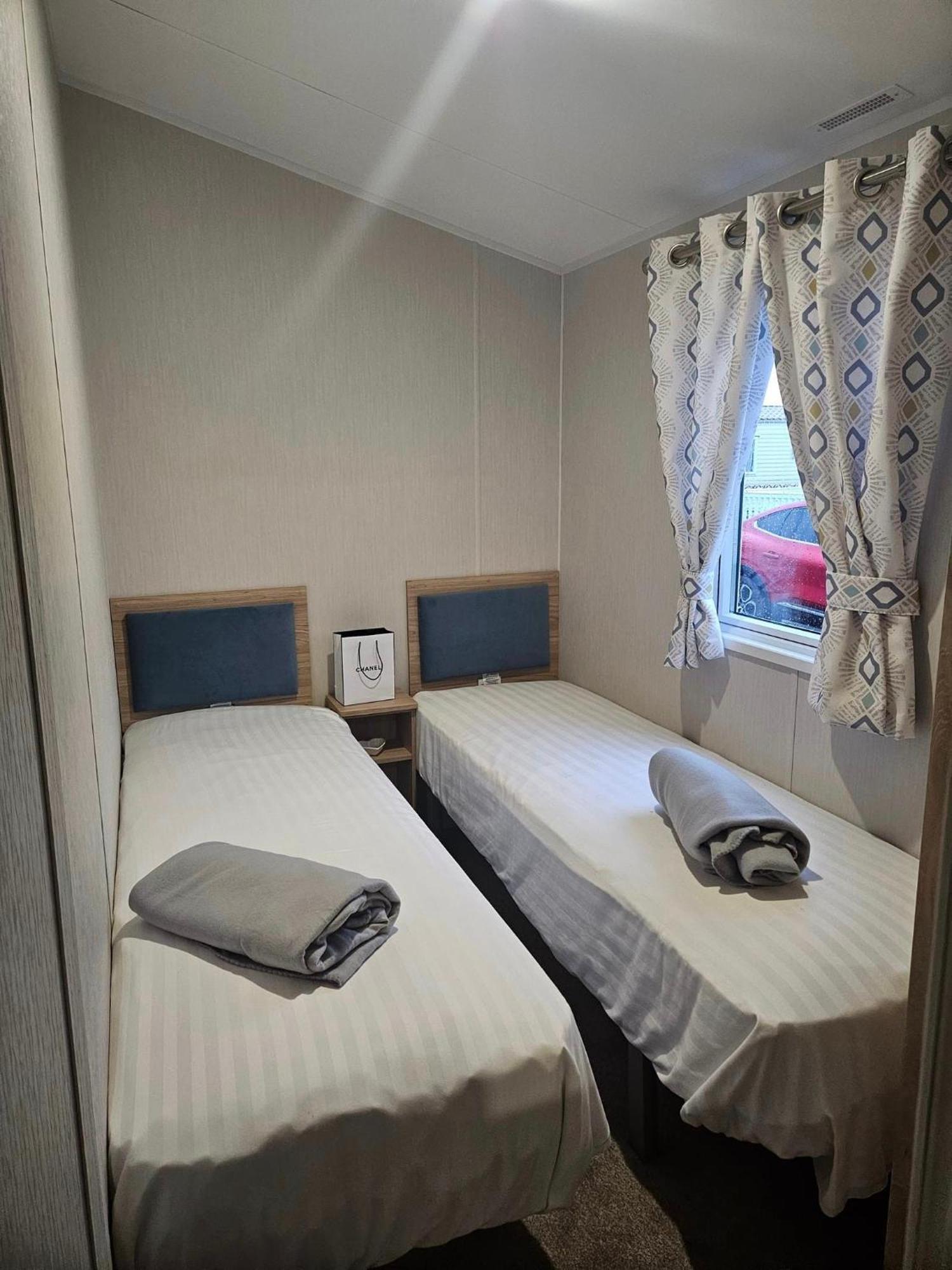 Wales - Ty Mawr Parkdean Hotel Kinmel Bay ภายนอก รูปภาพ